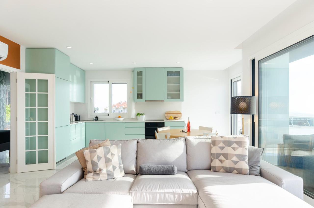 Ocean Views - New Private Condominium With Pool & Sea Views Nazare Luaran gambar